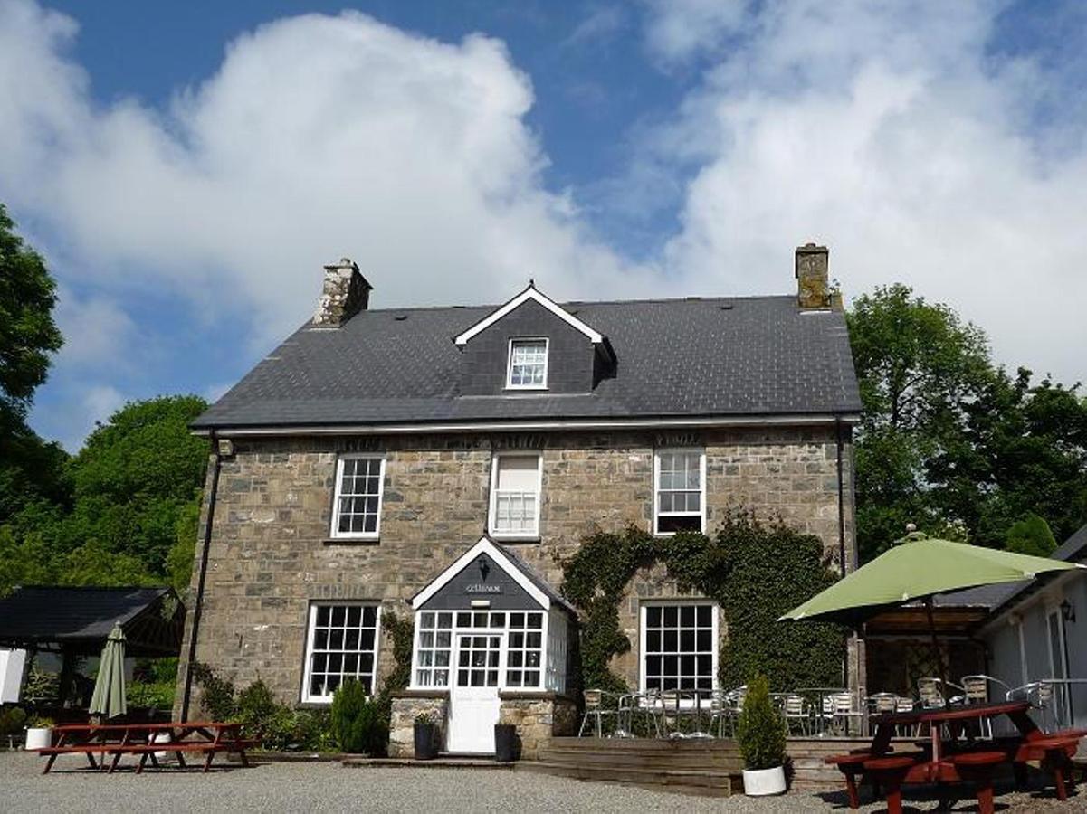 Gellifawr Woodland Retreat Hotell Pontfaen Eksteriør bilde