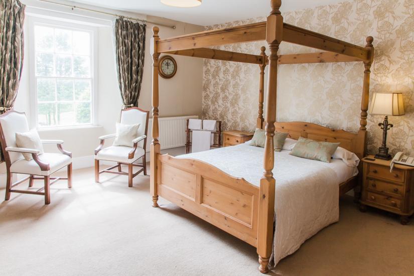 Gellifawr Woodland Retreat Hotell Pontfaen Rom bilde