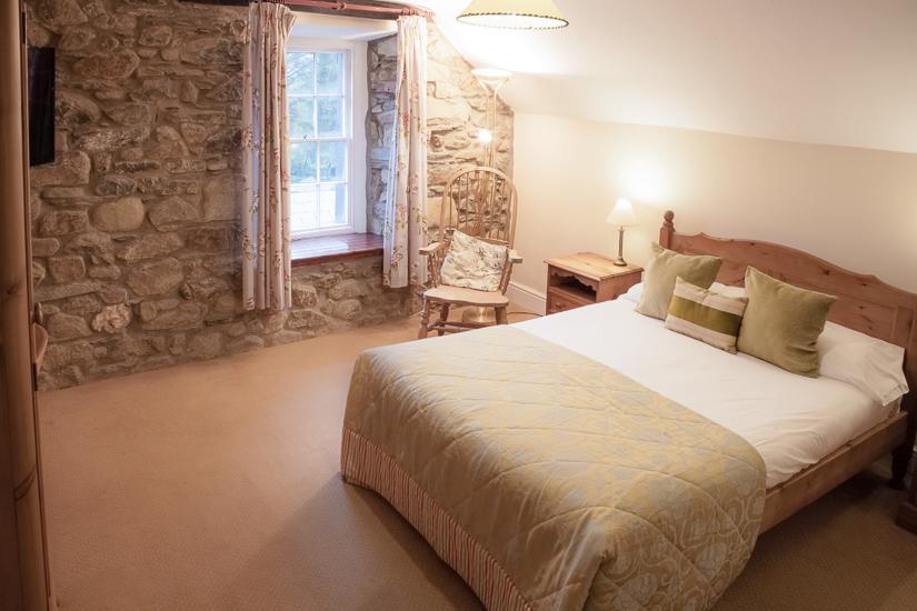 Gellifawr Woodland Retreat Hotell Pontfaen Rom bilde