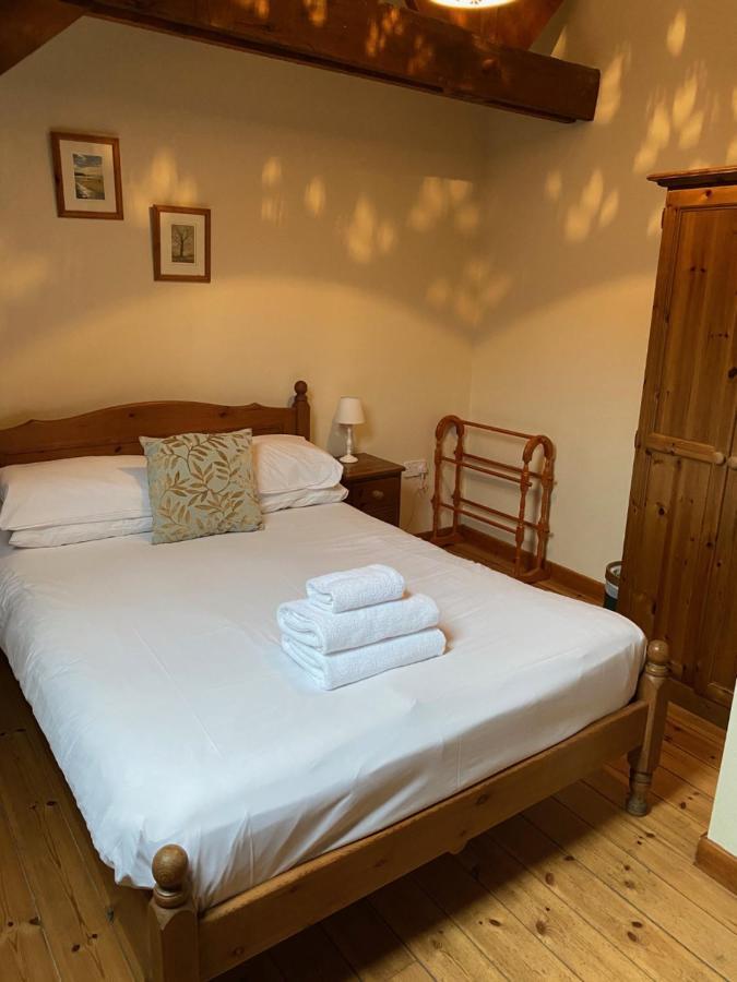 Gellifawr Woodland Retreat Hotell Pontfaen Eksteriør bilde