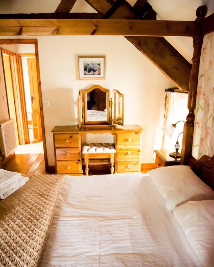 Gellifawr Woodland Retreat Hotell Pontfaen Eksteriør bilde