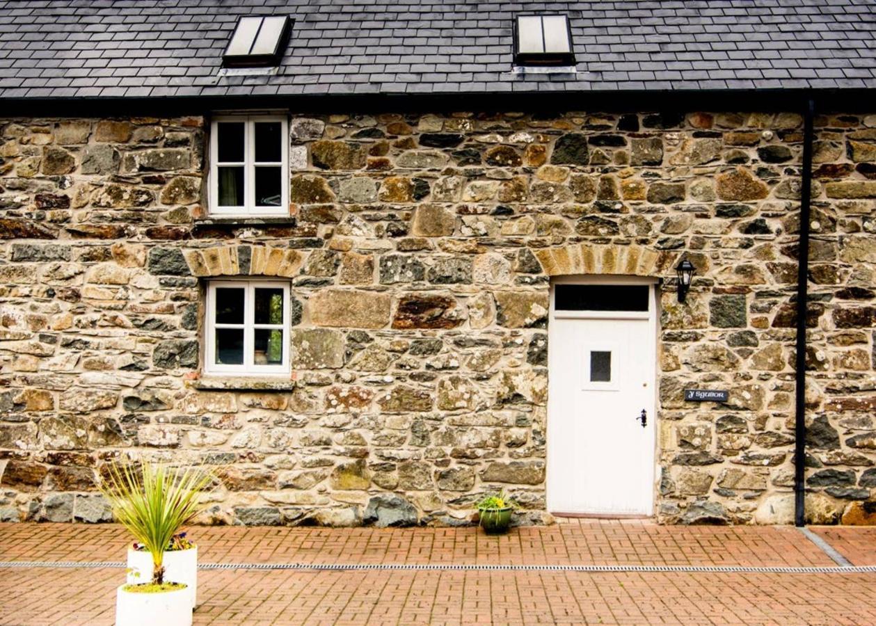 Gellifawr Woodland Retreat Hotell Pontfaen Eksteriør bilde